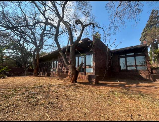 3 BEDROOM HOUSE FOR SALE IN MUCKLENEUK